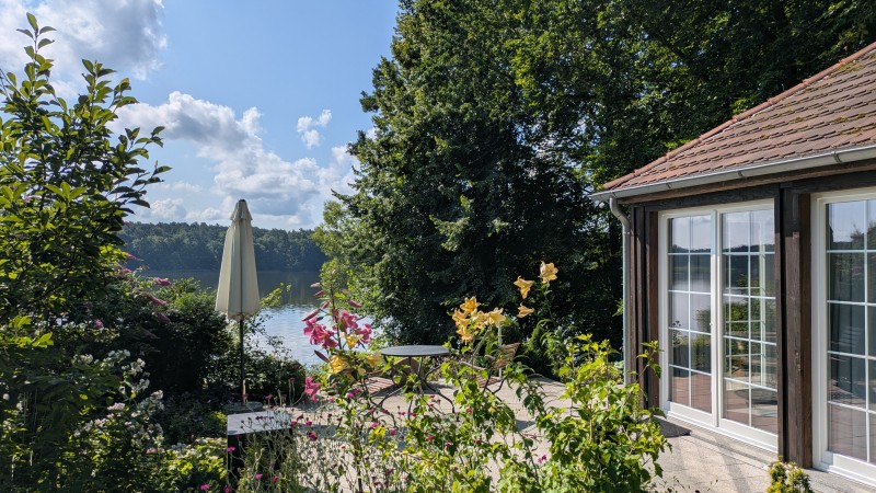 Terrasse am See